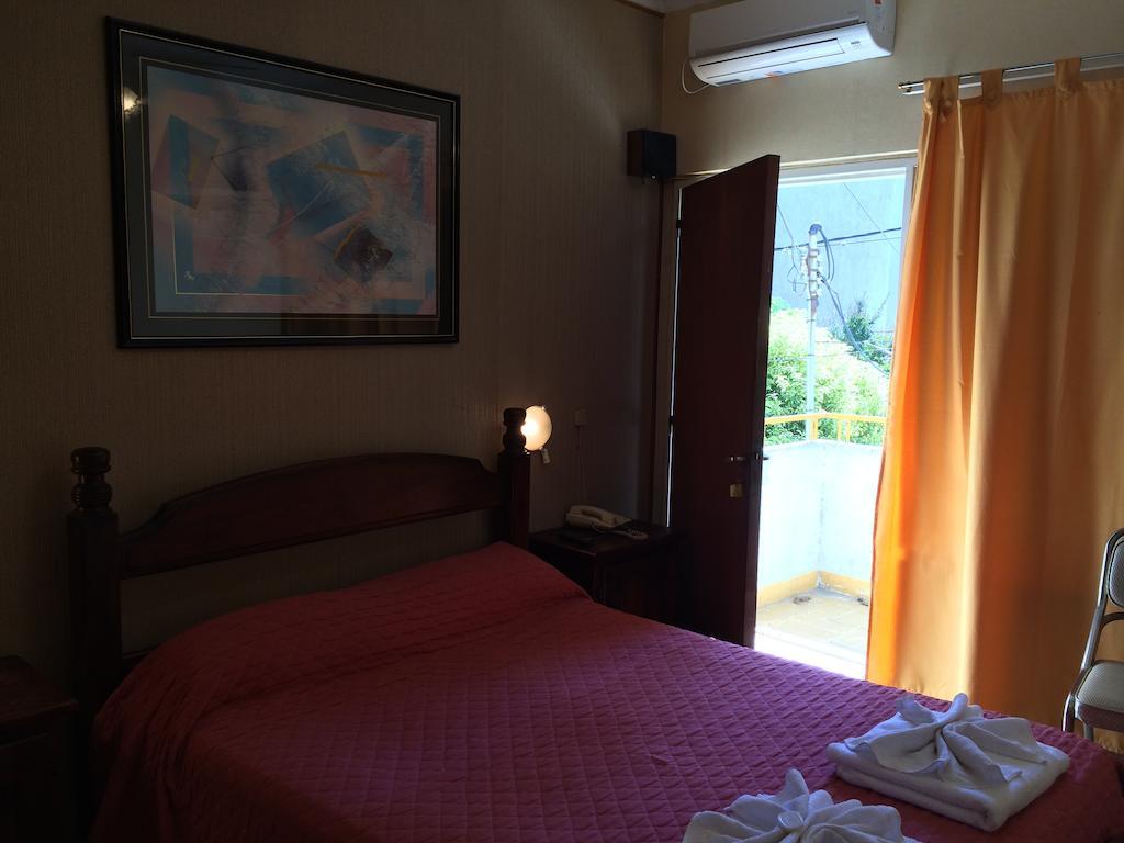 Hotel Cordoba วิญาการ์ลอสปาซ ภายนอก รูปภาพ